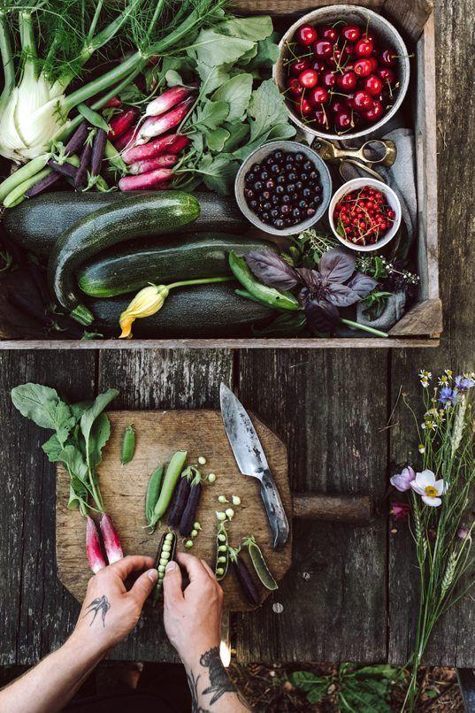 Verdant Bounty: Fresh Harvest Medley